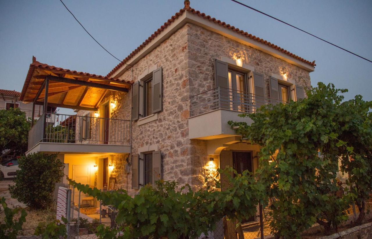 Апартаменты Fotini'S House II Лигурион Экстерьер фото